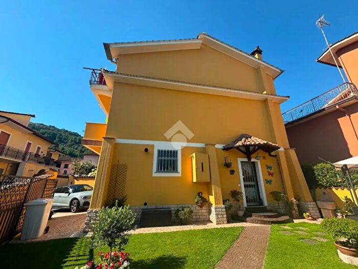 Casa con 5 locali in vendita in Via Giulianello, Artena