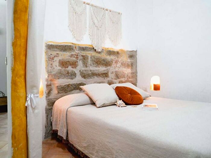 Appartamento trilocale in affitto in Via Piccola, Centro Storico, Olbia