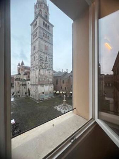 Appartamento quadrilocale in affitto in Piazza Giuseppe Mazzini, Modena