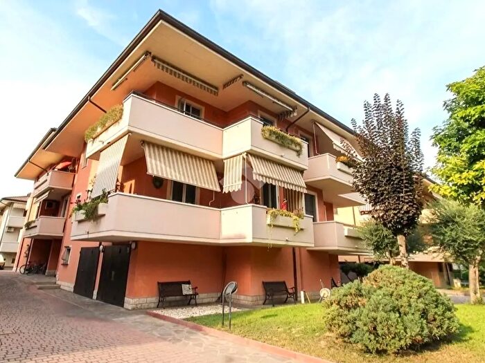 Appartamento trilocale in vendita in Via Tavolicci, Gambettola