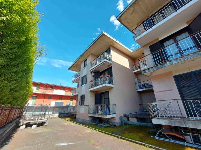 Appartamento trilocale in vendita in Via Monte Tabor, Golasecca