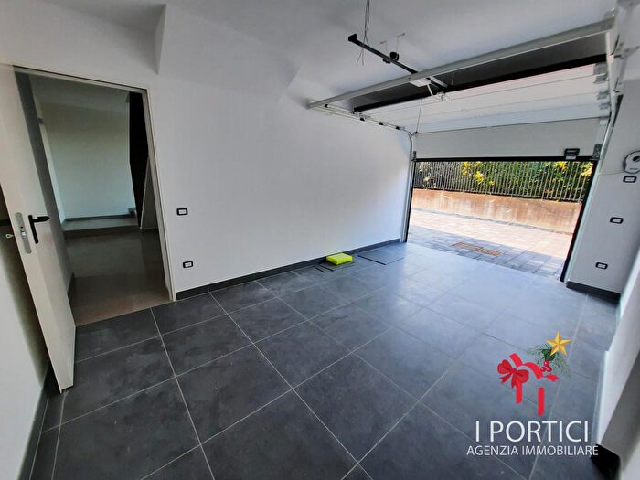 Appartamento quadrilocale in vendita in Via Verdi, Trebaseleghe