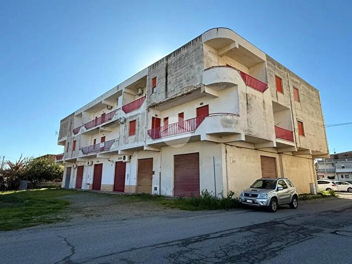 Appartamento trilocale in vendita in Via Archimede, CoriglianoRossano