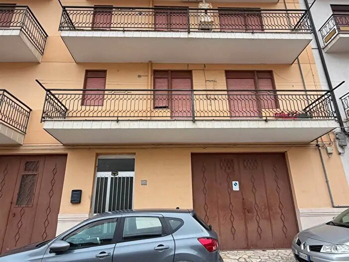 Appartamento bilocale in vendita in Palazzo Adriano