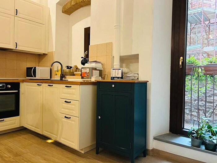 Appartamento trilocale in affitto in Via Valle Inferiore, Centro, Todi