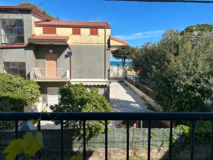 Appartamento trilocale in vendita in Viale della Resistenza, Villapiana