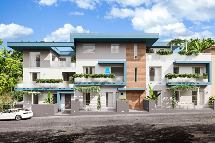 Appartamento con 6 locali in vendita in Pesaro