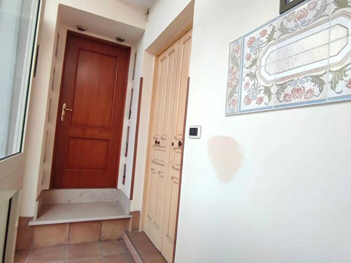 Appartamento trilocale in vendita in Vico Cascone, San Valentino Torio
