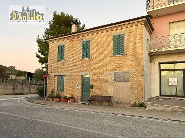 Casa con 5 locali in vendita in Borgo Miriam, Offida