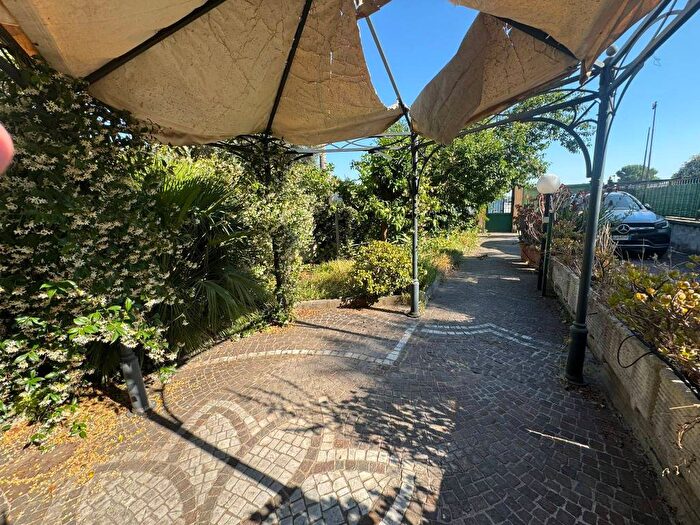 Casa con 6 locali in affitto in Marcianise