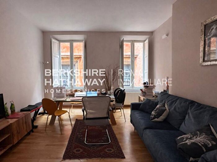 Appartamento bilocale in affitto in Via di Gesù e Maria, Piazza del Popolo, Roma