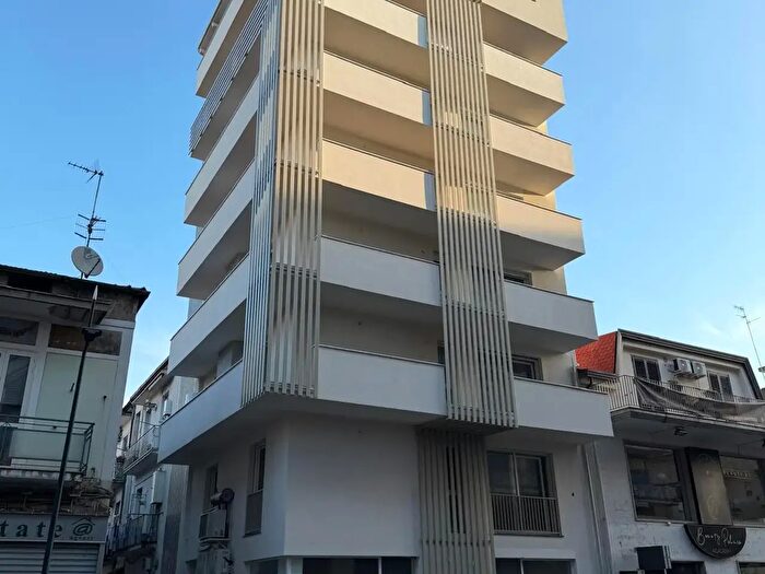 Appartamento trilocale in vendita in Via Paolo Baratta, Battipaglia