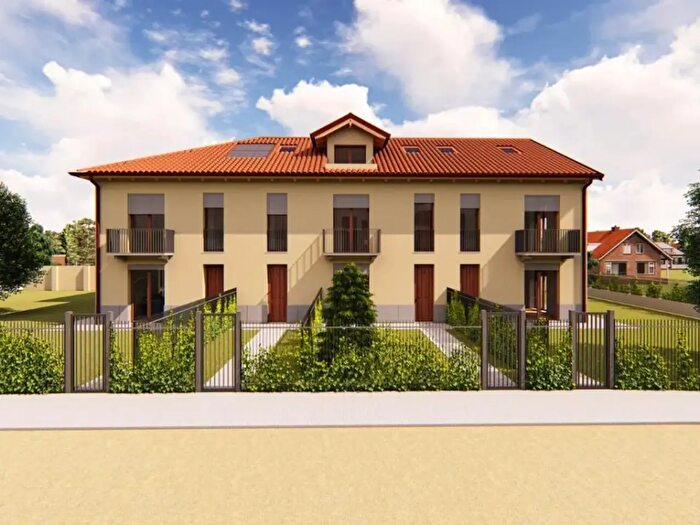Casa quadrilocale in vendita in Via Chieri, Pino Torinese