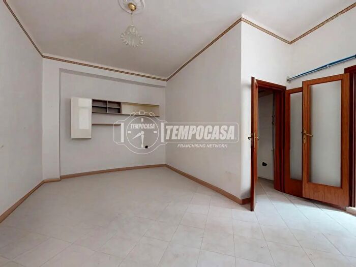 Casa trilocale in vendita in Via Vitangelo Luciani, Acquaviva Delle Fonti