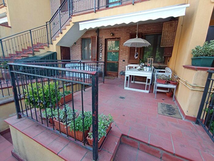 Appartamento con 6 locali in vendita in Foiano Della Chiana