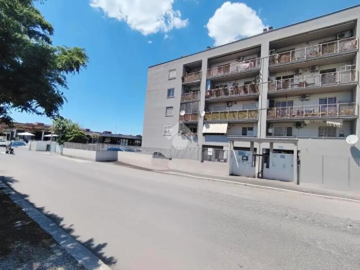 Appartamento bilocale in vendita in Via Umberto Lilloni, Roma