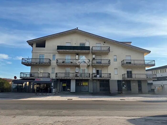 Appartamento trilocale in vendita in Via Campania, Venafro