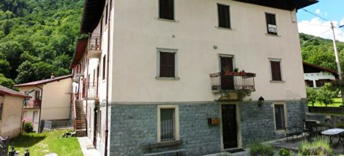 Appartamento trilocale in vendita in Via Don Fantini, Serina