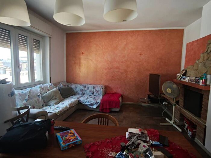 Appartamento trilocale in affitto in Via Roma, Centro, Inverigo