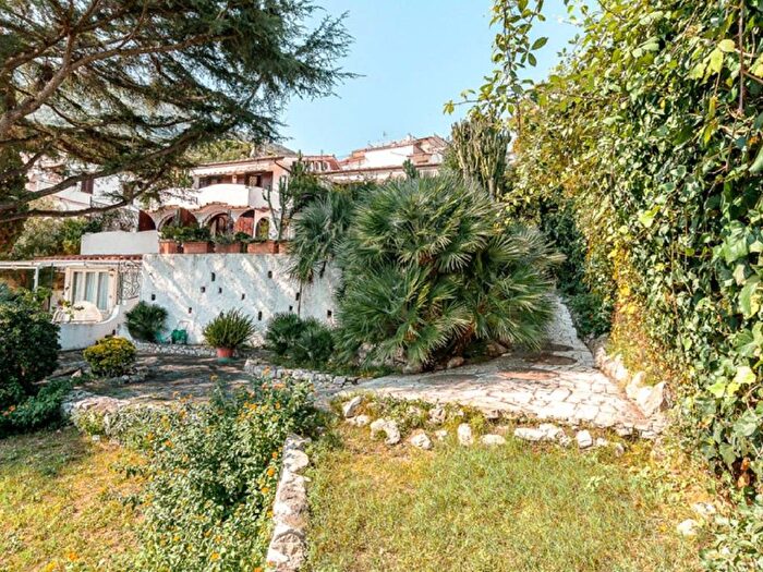 Casa con 6 locali in affitto in Centro, San Felice Circeo