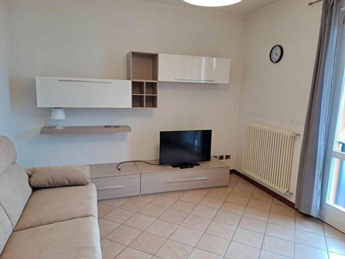 Appartamento trilocale in affitto in Vicolo Mulino, Gravedona, Gravedona ed Uniti