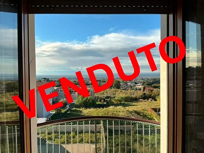 Appartamento bilocale in vendita in Via delle Albicocche, Ariccia