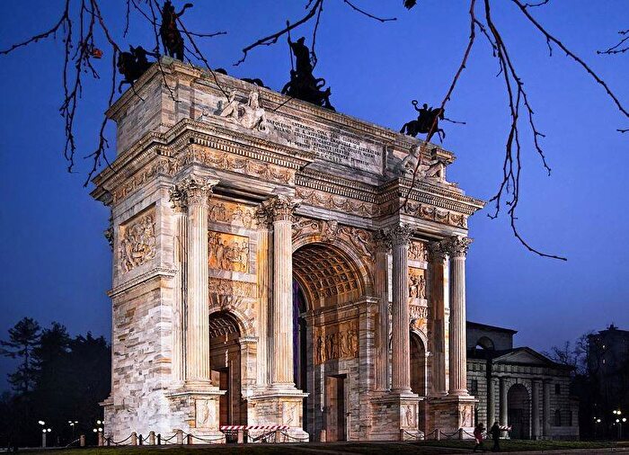 Casa monolocale in affitto in Via Luigi Cagnola, Arco della Pace, Milano