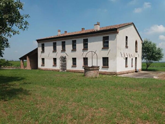 Casa con 6 locali in vendita in Via Bidolone, Bagnacavallo