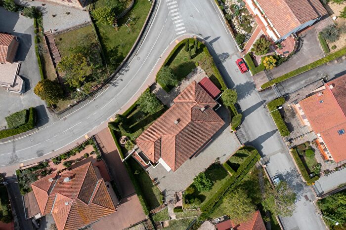Casa in vendita in Castelnuovo Berardenga
