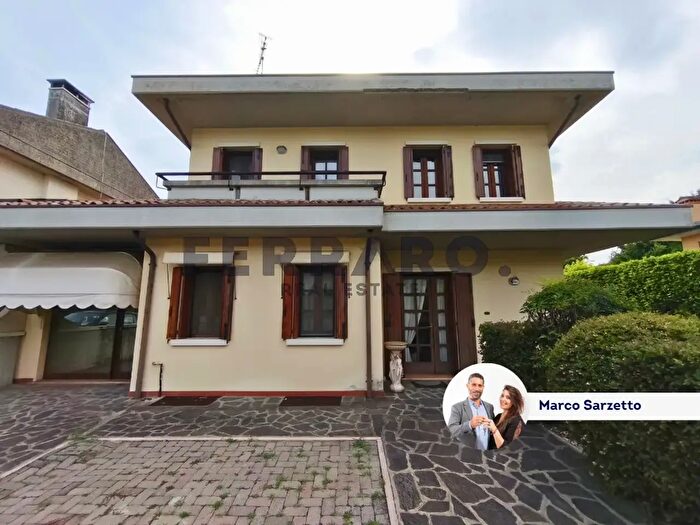 Casa con 5 locali in vendita in Via Noalese, Quinto Di Treviso