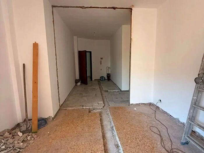 Appartamento con 5 locali in vendita in Carrara