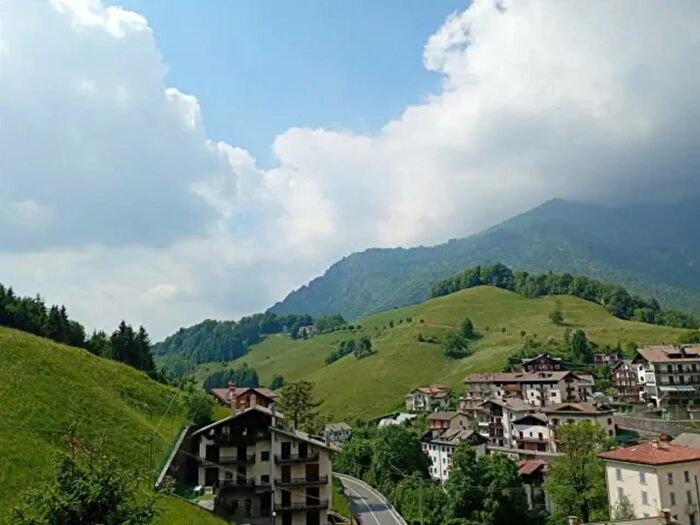 Appartamento bilocale in vendita in Via Litù, Oltre Il Colle