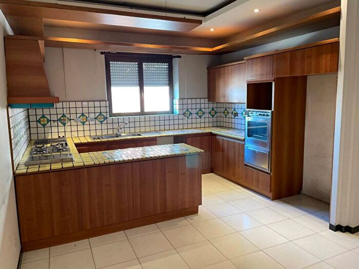 Appartamento con 6 locali in affitto in Via di Morena, Ciampino