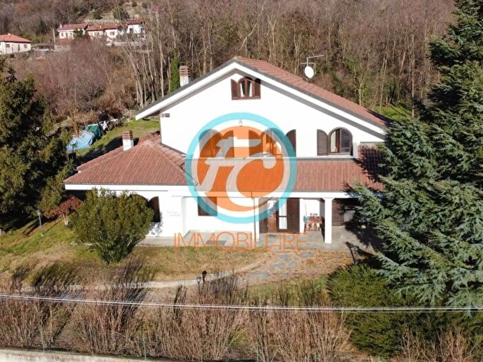 Casa con 6 locali in vendita in Via Condove Bis, Borgone Susa