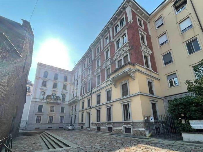 Appartamento bilocale in affitto in Piazzetta Adolfo Beria D'Argentin, Corso Genova, Milano