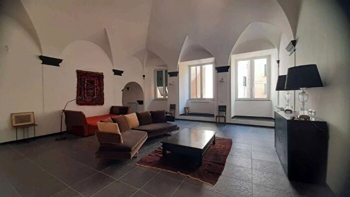 Appartamento quadrilocale in affitto in Piazza San Marcellino Genova, Genova