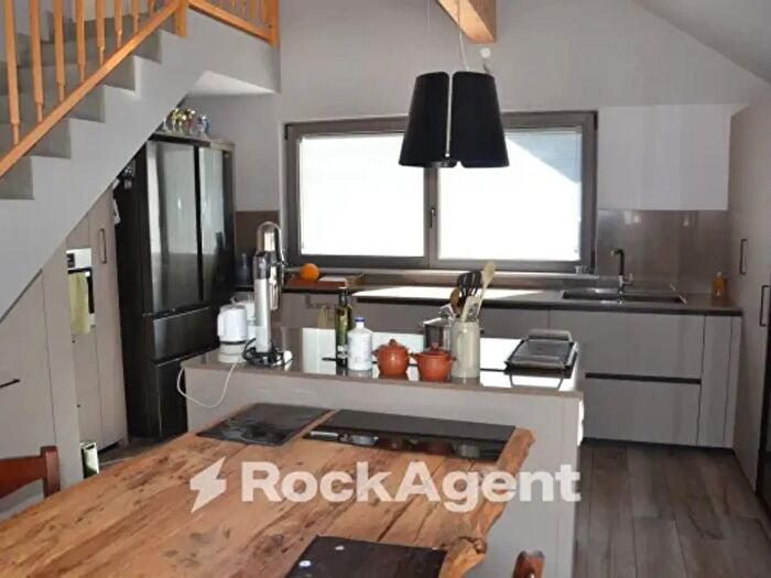 Casa con 5 locali in vendita in Via Fontanefredde a, Trodena