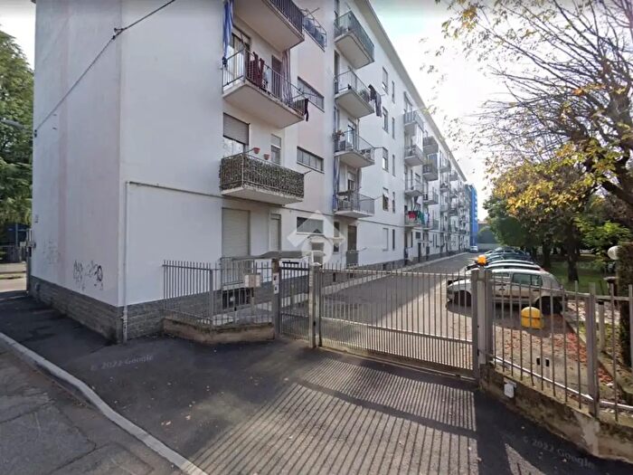 Appartamento monolocale in vendita in Via Marconi, Concorezzo