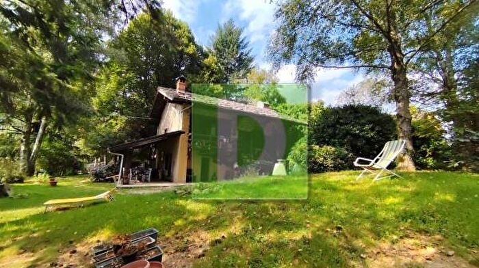 Casa quadrilocale in vendita in Regione Molini, Issiglio