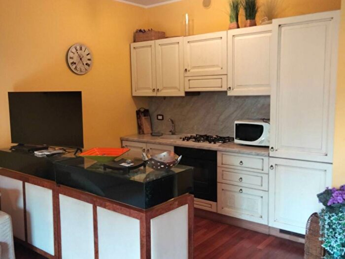 Appartamento quadrilocale in affitto in Via Giulio Cesare, Rivoltella, Desenzano del Garda