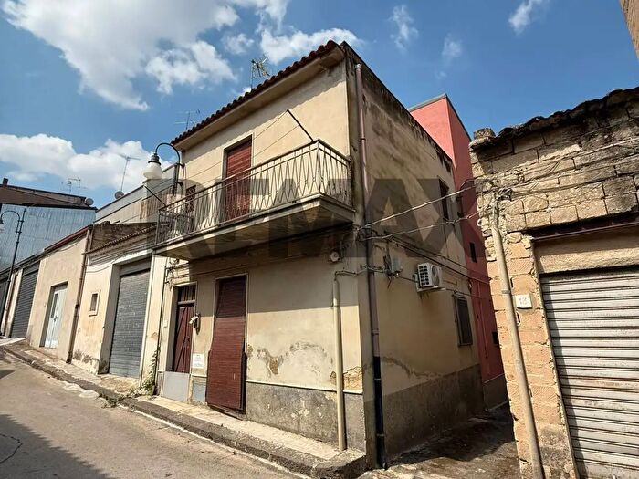 Casa bilocale in vendita in Via Calatafimi, Grammichele