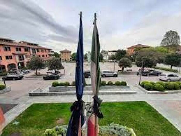 Appartamento con 6 locali in vendita in Via Aprile, Albinea