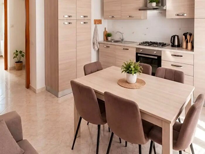 Appartamento con 5 locali in vendita in Vico II della Stazione, Catanzaro