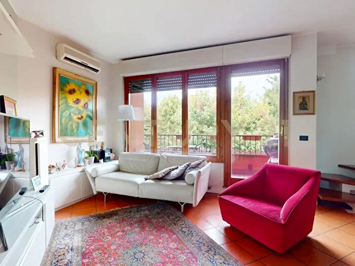 Appartamento trilocale in vendita in Via Tevere, Lainate