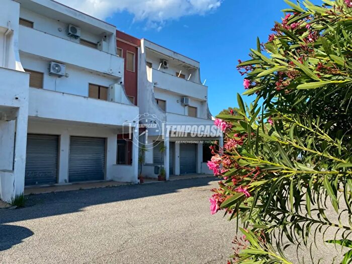 Appartamento trilocale in vendita in Via G Amendola, SantAndrea Apostolo dello Ionio