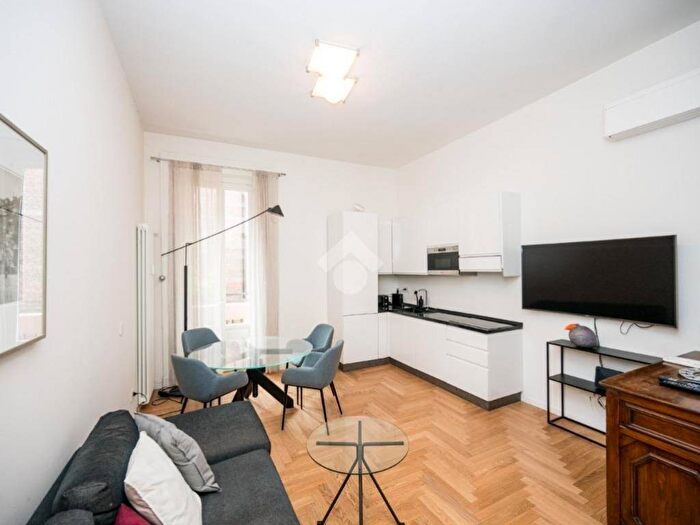 Appartamento trilocale in affitto in Corso Ventidue Marzo, Indipendenza, Milano