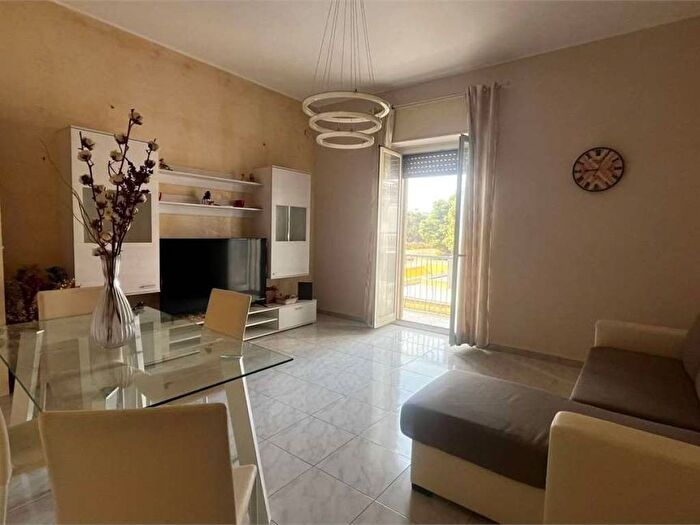 Appartamento trilocale in affitto in Borgata Santa Lucia, Siracusa