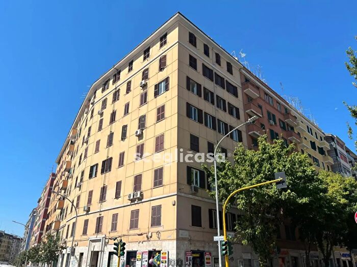 Appartamento bilocale in affitto in Via delle Cave, Roma