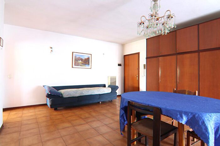 Appartamento quadrilocale in vendita in Viale Astichello, Vicenza