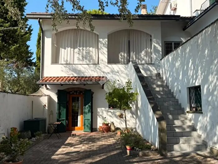 Casa trilocale in vendita in Via S Tomaso, Cesena